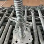 Socle verin d’échafaudage de façade et maçonnerie à toulon